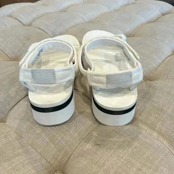 Teva Women's Flatform Universal Mesh Print Bright White - 9 - Picture 4 of 8